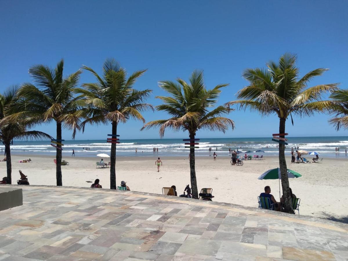 Casa Linda E Aconchegante Com Piscina -Aquecimento Solar O Ano Todo Perto Da Praia Praia Grande  Exterior photo