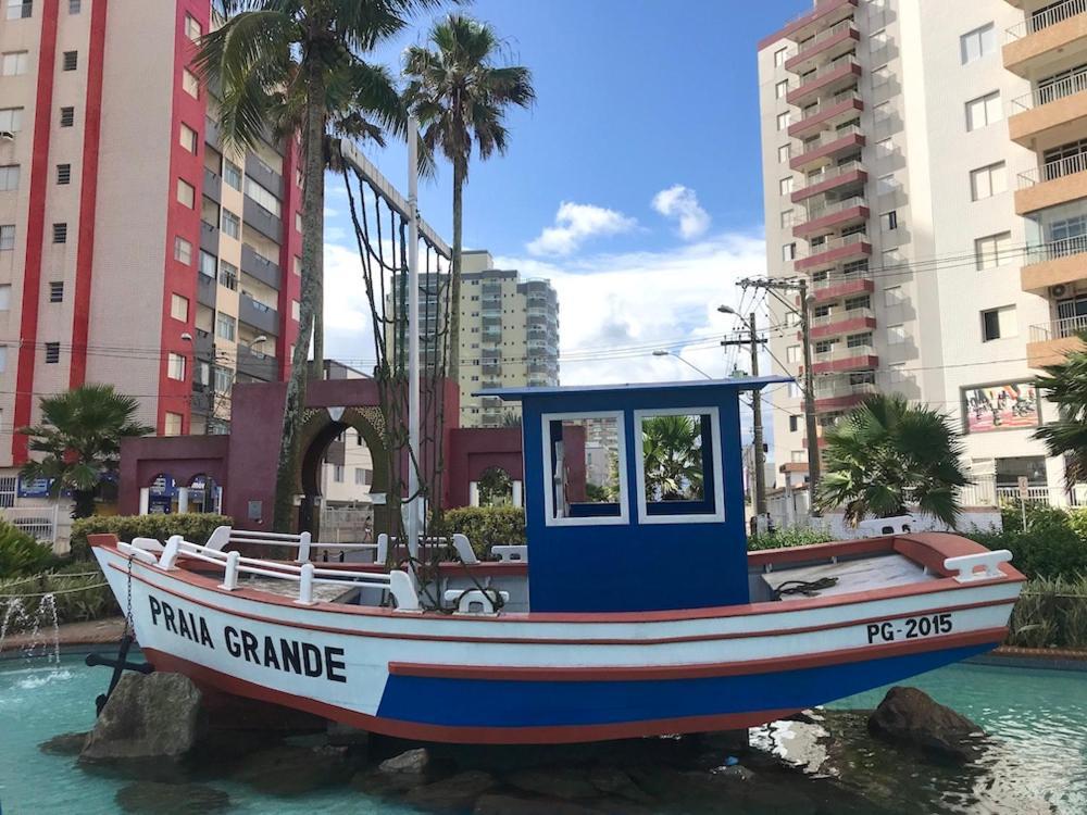 Casa Linda E Aconchegante Com Piscina -Aquecimento Solar O Ano Todo Perto Da Praia Praia Grande  Exterior photo